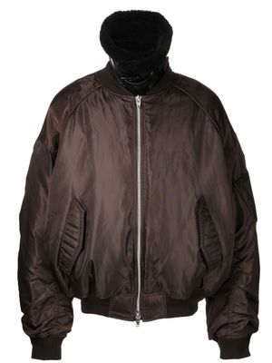 Juun.J veste bomber à col en peau lainée - Marron