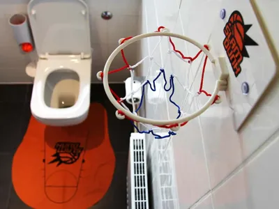Toilet Basketball