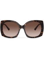 Dolce & Gabbana Eyewear lunettes de soleil oversize à plaque Sacred Heart - Marron