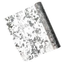 Decoratie stof/tafelloper - zilver -500 x 28 cm - polyester - kerstdiner tafeldecoratie