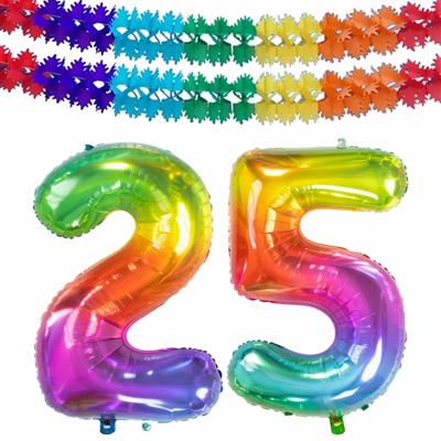 Folat Verjaardag Leeftijd folieballon - 25 jaar - multi kleuren - 86 cm - incl 2x slingers Folat Verjaardag Leeftijd folieballon - 25 jaar - multi kleuren - 86 cm - incl 2x slingers