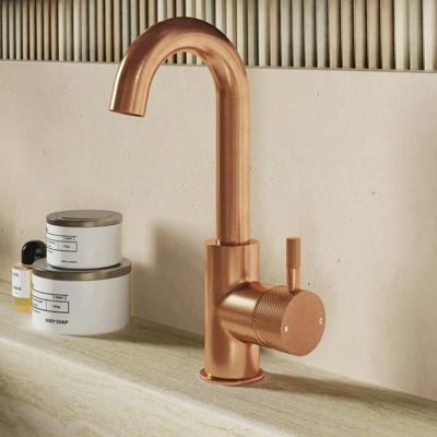 Wastafelkraan SaniClear Matrix Curved | Opbouw | Mengkraan | Hoog model | Geborsteld koper