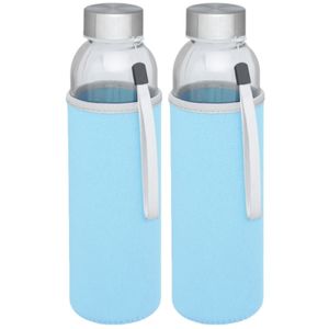 2x stuks glazen waterfles/drinkfles met lichtblauwe softshell bescherm hoes 500 ml