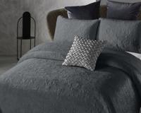 Dreamhouse Velvet Clara - Bedsprei - 180x250 + 1 kussensloop 60x70 - Antraciet Dreamhouse Velvet Clara - Bedsprei - 180x250 + 1 kussensloop 60x70 - Antraciet