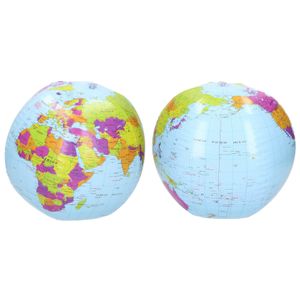 2x Opblaasbare strandballen wereldbol 27 cm