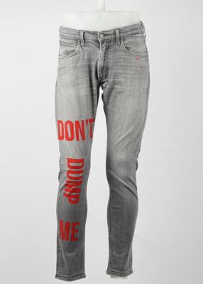 "Don&apos;t Dump Me" Gray Jeans in size 30/32 - BOAS Special Edition