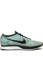 Nike baskets Flyknit Racer - Vert - thumbnail