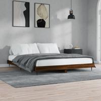 Bedframe zonder matras 200x200 cm spaanplaat bruin eikenkleurig