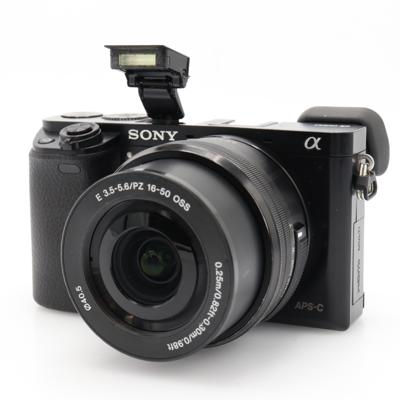 Sony A6000 + E 16-50mm F/3.5-5.6 PZ OSS occasion
