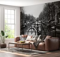 Kanaal in Amsterdam grijs fotobehang