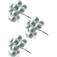 Decoris mini kerstballetjes op stekers - 30x stuks - mintgroen - D2 cm - glas