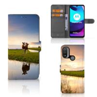 Motorola Moto E20 | E30 | E40 | Telefoonhoesje | Met pasjeshouder | Koe