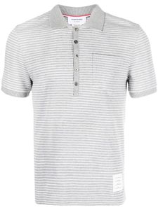 Thom Browne polo rayé à manches courtes - Gris