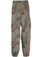 Undercover pantalon de jogging à imprimé camouflage - Multicolore