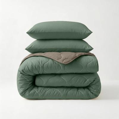 Wasbaar Lazy Dekbed Zonder Overtrek - Zonder Overtrek - Groen Kaki - Dekbed-Discounter.nl