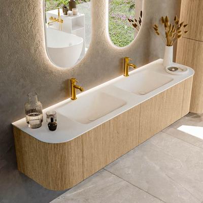 Mondiaz KURVE 180 cm Onderkast Greeploos 2 Lades Met Deuren Oak, Wastafel Solid Surface Dubbel Talc 2 Kraangaten Zonder Spiegel (KRVCLO180L+R2L2D2KD-Oak/Tal)