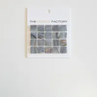 The Mosaic Factory Amsterdam Mozaiek Tegel Vierkant - Midden Grijs Glas Goud Serie 322x322 mm