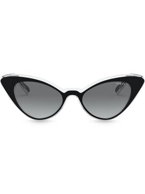 Vogue Eyewear lunettes de soleil à monture papillon - Noir