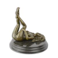 AN EROTIC BRONZE SCULPTURE OF A RECLINING FEMALE NUDE