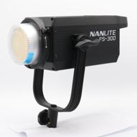 Nanlite FS-300 LED Spot Light occasion