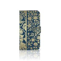 iPhone 16 Plus Hoesje Beige Flowers