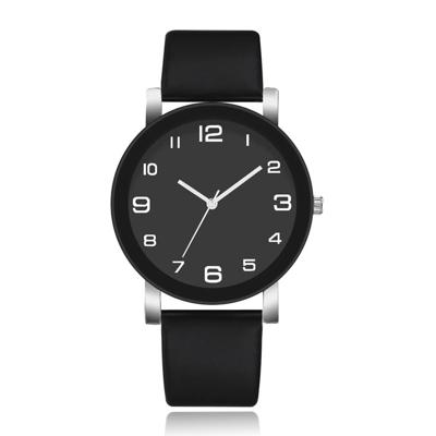 Minimalistisch Herenhorloge met Hoog Contrast en Zwarte Lederen Band