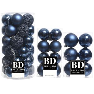 59x stuks kunststof kerstballen donkerblauw 4, 6 en 8 cm mix