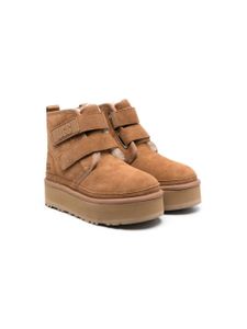 UGG Kids bottes en daim à attache scratch - Marron