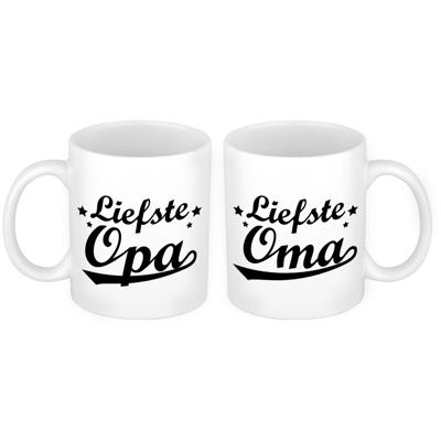 Liefste Opa en Oma koffiemokken - Cadeautje/ cadeau bekers set - voor Opa en Oma