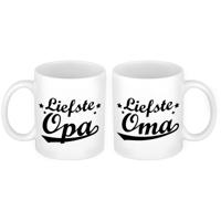 Liefste Opa en Oma koffiemokken - Cadeautje/ cadeau bekers set - voor Opa en Oma