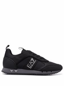 Ea7 Emporio Armani baskets à logo imprimé - Noir