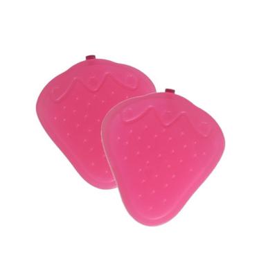 8x stuks grote ijsblokken - aardbei - herbruikbaar - 9 cm - Gekoelde drankjes maken - IJsblokjes 8x stuks grote ijsblokken - aardbei - herbruikbaar - 9 cm - Gekoelde drankjes maken - IJsblokjes