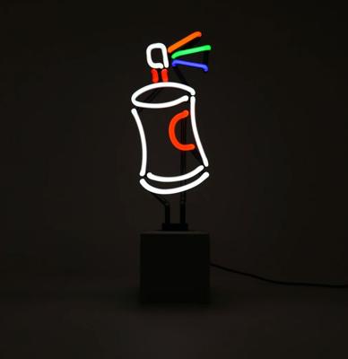 Neon &apos;Spray Paint&apos; Sign (Op Betonnen Basis)