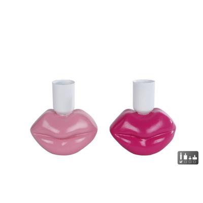 Kandelaar Lips polystone 7x6x7,8cm Kandelaar Lips polystone 7x6x7,8cm