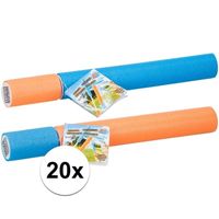 20x stuks waterpistolen/spuiten van foam 33 cm - thumbnail