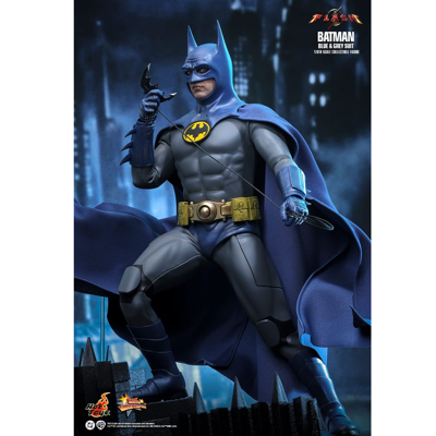 Hot Toys Batman Blue & Grey Suit (The Flash)