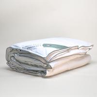 Dekbed Gerecycled Dons 50% Eendendons 4 Seizoenen - 4 seizoenen - 140x220 cm (Eenpersoons) - Presence - 275 gr per m² (175 gr + 100 gr) -
