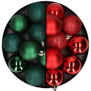 24x stuks kunststof kerstballen mix van donkergroen en rood 6 cm