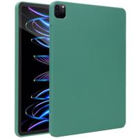Accezz Liquid Silicone Backcover met penhouder iPad Pro 12.9 (2022) / Pro 12.9 (2021) / Pro 12.9 (2020) Tablethoesje Groen