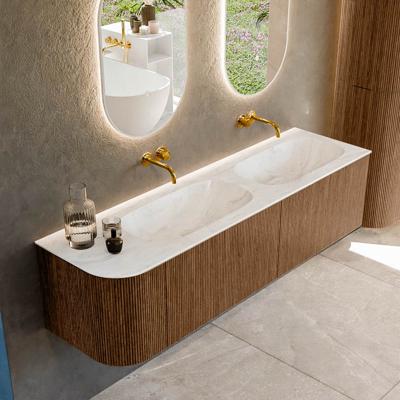 Mondiaz KURVE-DLUX 165 cm Onderkast Greeploos 2 Lades Met Deuren Walnut, Wastafel Solid Surface Rechts Ostra 0 Kraangaten Zonder Spiegel (KRVSTS165L2L1D0KD-Wal/Ost)
