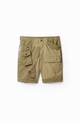 Korte broek met meerdere zakken. - GREEN - 36