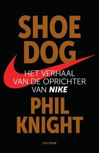 Shoe Dog (Paperback)