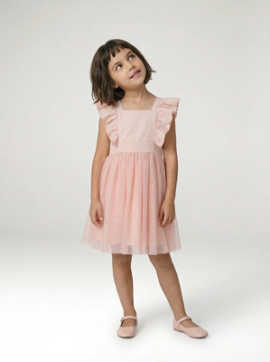 Feestelijke meisjesjurk met ruches van katoengaas en tule lichtroze