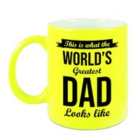 Worlds Greatest Dad cadeau koffiemok / theebeker neon geel 330 ml - thumbnail