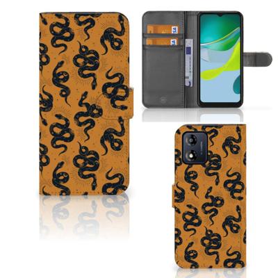 Telefoonhoesje | Met pasjeshouder | voor Motorola Moto E13 4G Snakes
