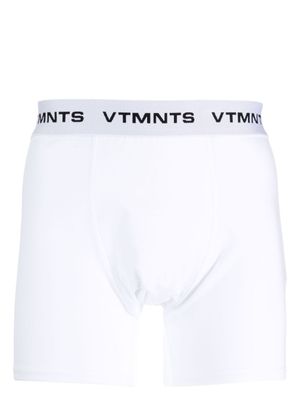 VTMNTS Trainingsshorts van katoenblend met logoprint bandje - Wit