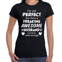 Freaking awesome Husband / echtgenoot cadeau t-shirt zwart dames