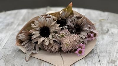 Boeket gedroogde kunstbloemen z groen - Buitengewoon de boet