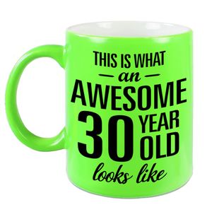 Fluor groene Awesome 30 year cadeau mok / verjaardag beker 330 ml   -