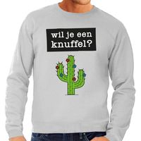 Wil je een Knuffel tekst sweater grijs voor heren